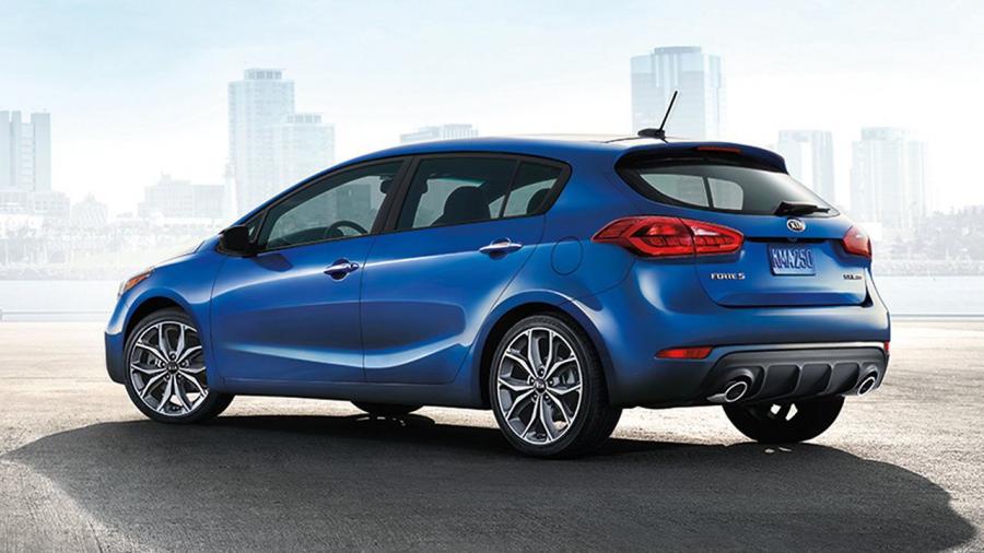  Kia Forte5 2016 года  (фото 5 из 37)